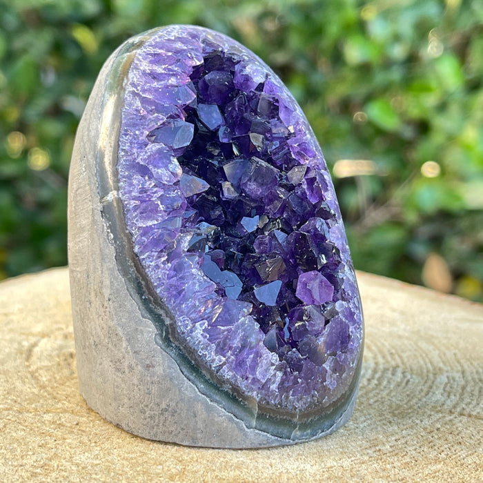 286g 7x5x5cm Purple Amethyst Geode Grade A from Uruguay