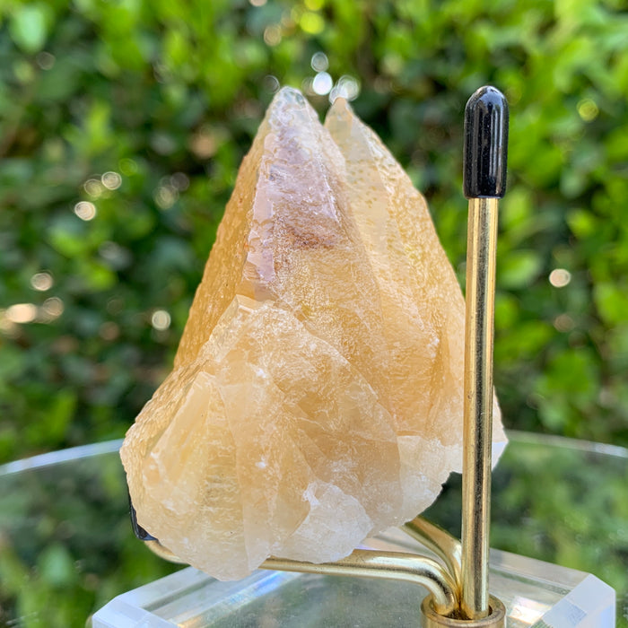 104.0g 7x5x4cm Gold Yellow Honey Calcite from China