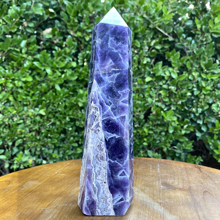 1.05kg 22x7x6cm Purple Banded Chevron Amethyst Point Tower from South Africa - Locco Decor