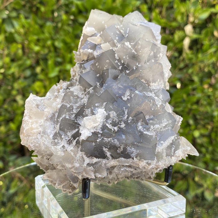 1.15kg 15x13x8cm Cubic Matrix White Calcite Spikes Grey Fluorite from Balochistan, Pakistan - Locco Decor