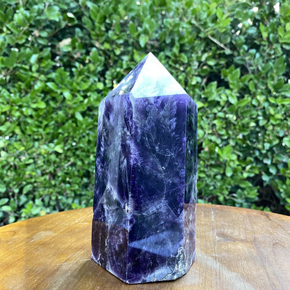 1.63kg 17x9x8cm Purple Banded Chevron Amethyst Point Tower from South Africa - Locco Decor