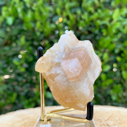 226.0g 8x6x4cm Gold Yellow Honey Calcite from China