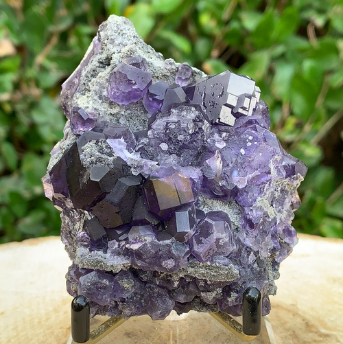 242g 9x7x4cm Purple Tanzanite Fluorite from China