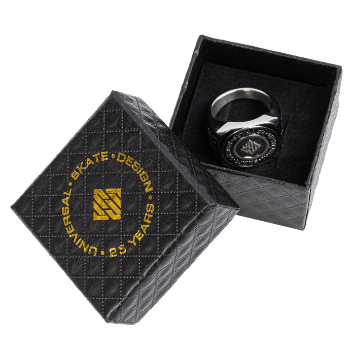 25 Years USD Anniversary Box 64mm ringsize (6)