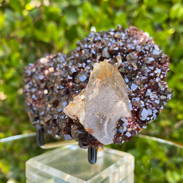 286g 10x7x4.5cm White Feldspar with Orange Spessartite Garnet from Tongbei, Fujian, CHINA