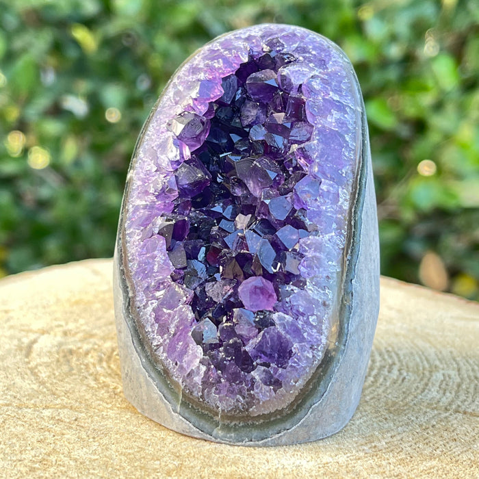 286g 7x5x5cm Purple Amethyst Geode Grade A from Uruguay