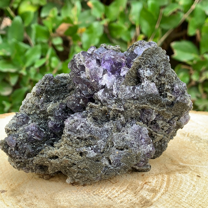 308g 11x7x6cm Purple Tanzanite Fluorite from China