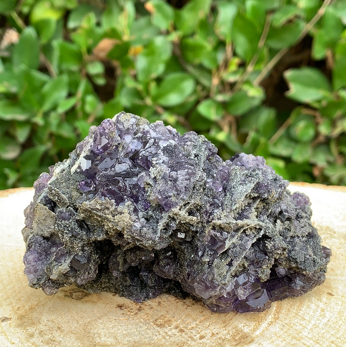 308g 11x7x6cm Purple Tanzanite Fluorite from China