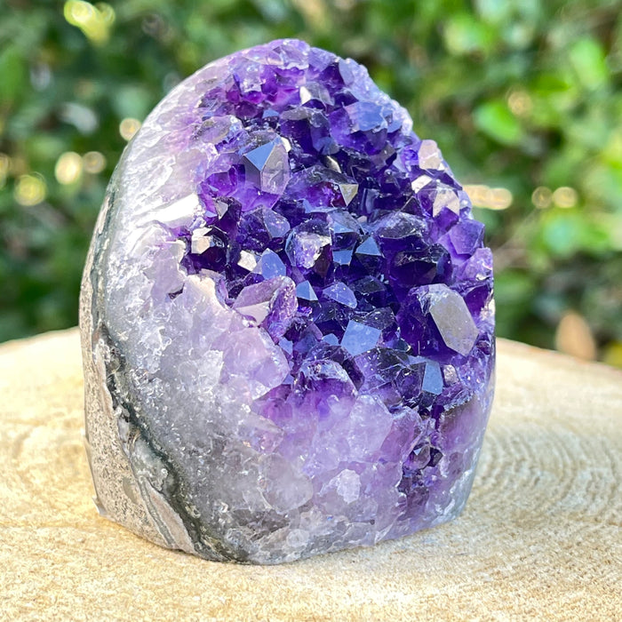 312g 6x5x5cm Purple Amethyst Geode Grade A from Uruguay