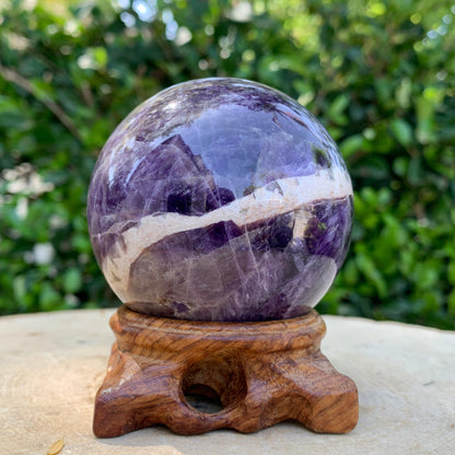 494g 6x6x6cm Purple Banded Chevron Amethyst Sphere from South Africa