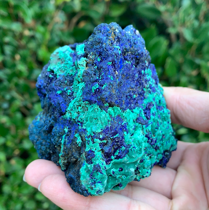 534g 8x7x7cm Blue Azurite from Laos