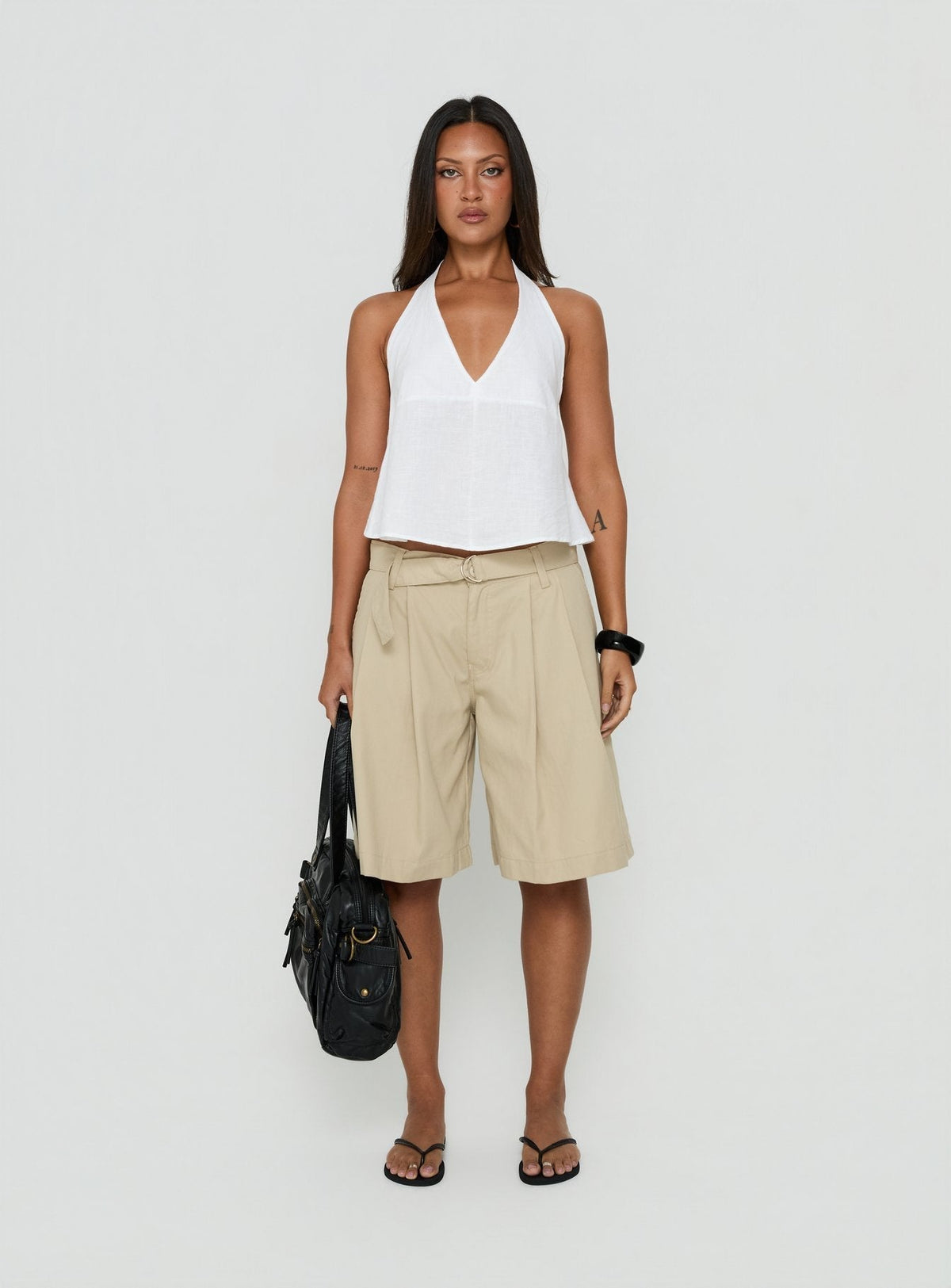 Niso Pleat Short Beige
