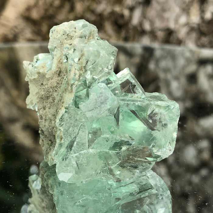 60g 5x4x3cm Glass Green and Clear Fluorite from Xianghualing,Hunan,CHINA
