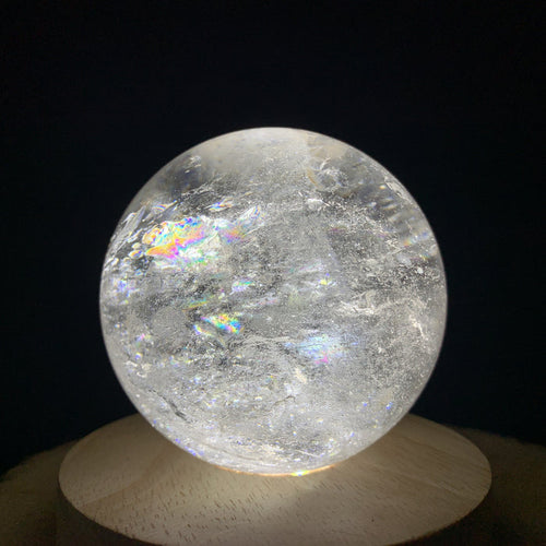 700g 8x8x8cm White Clear Quartz Sphere from China