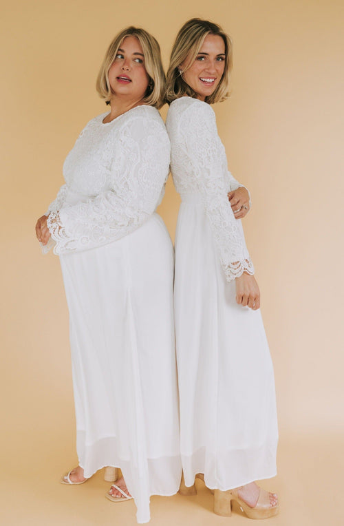 EXCLUSIVE - The White: Gloria