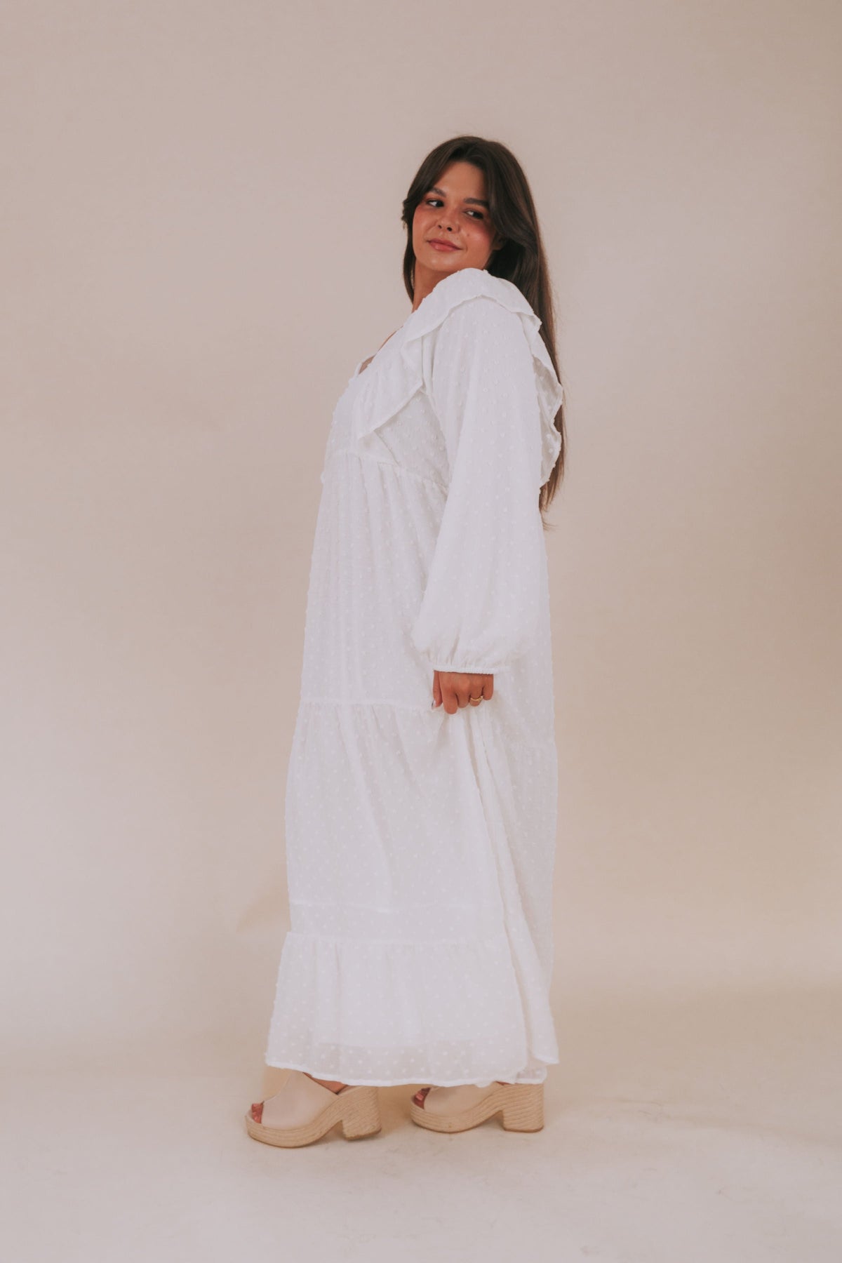 EXCLUSIVE - The White: Lillian