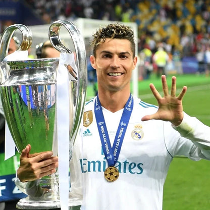 Real Madrid 2017/18 Local - Express