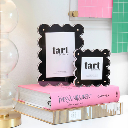 tart-by-taylor-black-acrylic-frame-lifestyle