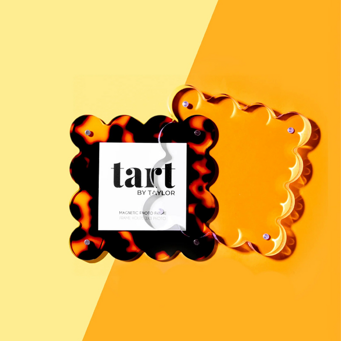 tart-by-taylor-tortoise-acrylic-frame-mini-lifestyle
